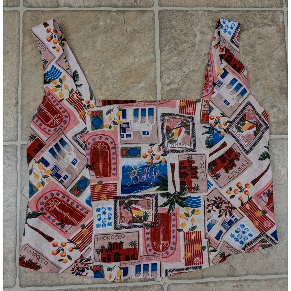 Maurices sz M Postcard Corset Tank Top cropped smocked colorful 0516